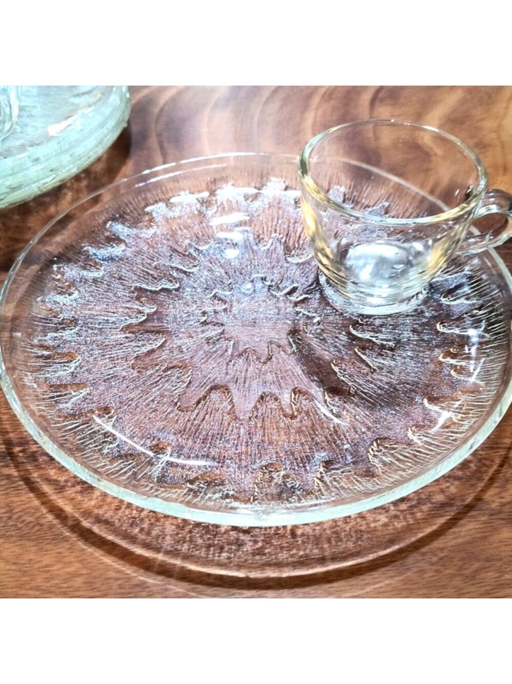 701. Sunburst Snack Set Boxed Crystal Indiana Glass
